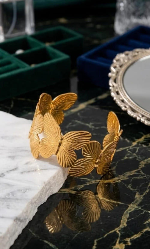 Gold Leaf Cuff Gift Set - included item 2