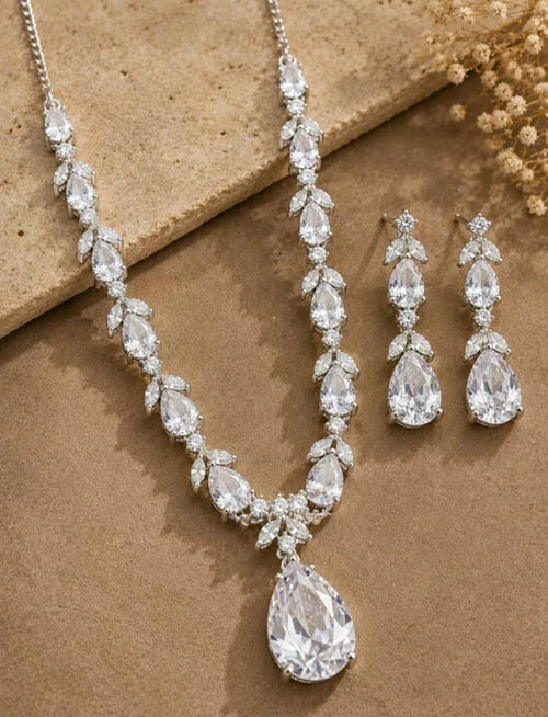 Clear Teardrop Necklace Set